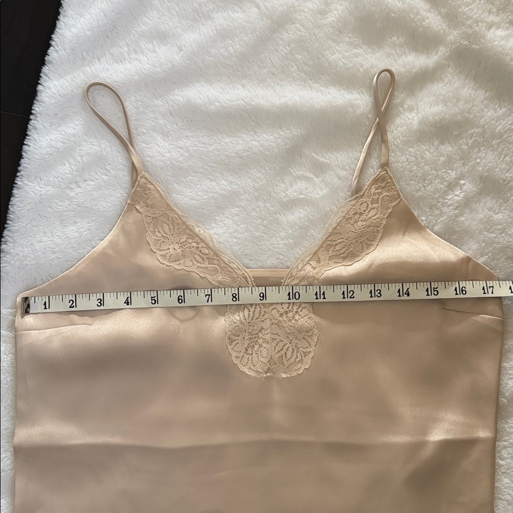 NWOT Express Cream Satin Lace V-Neck Cami Size XS - Picture 8 of 11